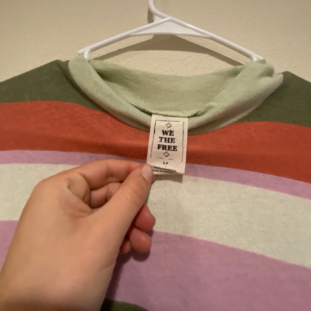 Basic / Graphic Tees - image 4